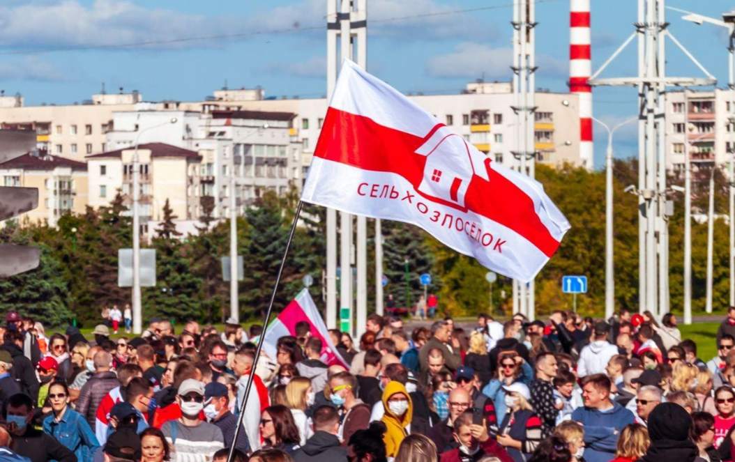 Галерея Флагов Нашего Двора